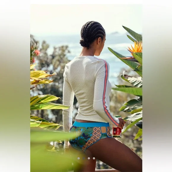 Free People NWT Recovery Layer Size M & L in White Combo - Picture 2 of 11